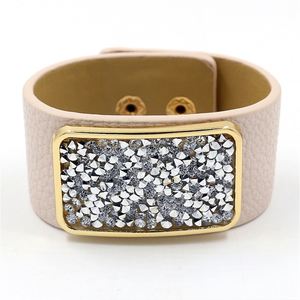 Wholesale Leather <b>Bracelet</b> Professional Cost-effective Sourcing Chain Link <b>Bangle</b> Holiday Gift for Women Balanced Weight - Product Image 4