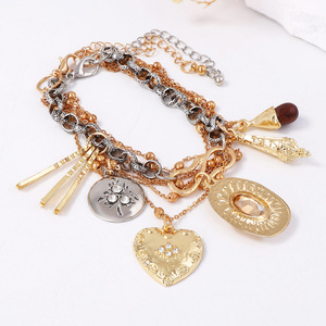 À la mode rétro lumière luxe multicouche chaîne empilable alliage coeur géométrique pendentif Bracelet - Product Image 1