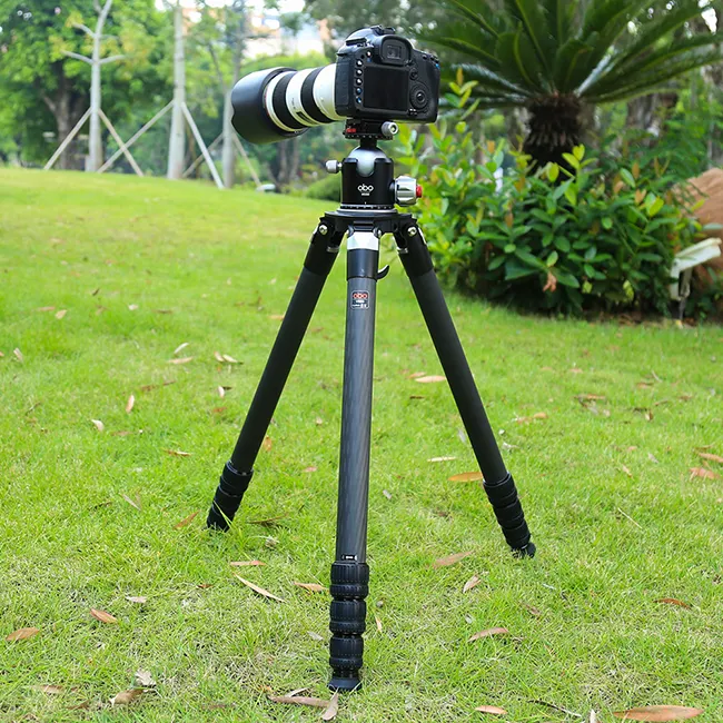 V880 Kustom Perjalanan Luar Tripod Profesional Serat Karbon Tripod Berdiri untuk Kamera Video DSLR