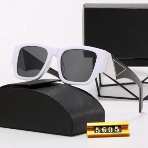 Gafas de Sol de Moda con Montura Cuadrada Extra Grande, Lentes con Protección UV400 y Degradado, para Viajes al Aire Libre y Playa - Product Image 3