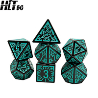Lot de 7 dés polyédriques en acrylique 18 mm à motifs runiques anciennes pour jeux de table DND RPG, série FG-18, personnalisable