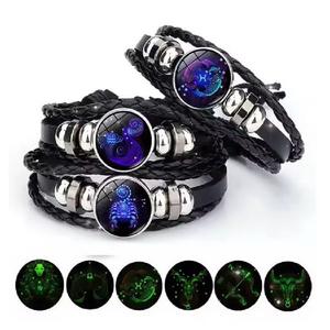 Bracelet Zodiac Lumineux pour Couples, Bracelet Tressé Multicouche Unisexe. Bracelets à Charme Moderne. - Product Image 4