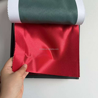 Rideaux de fond en satin couleur bordeaux sur mesure pour la décoration de mariage