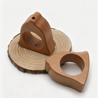 Cloche de porte Carillon à vent Décoration intérieure Réfrigérateur Carillon de porte en noyer noir Bois laiton Pendentif en bois Cloche de porte