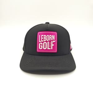 Gorras de golf deportivas de perfil medio con parche de PVC de 5 paneles, logotipo de leopardo, impermeables, con orificios cortados a láser y cuerda, personalizables al por mayor. - Product Image 2