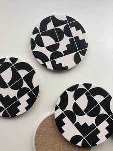 Sous-verres en bois économiques de Style classique Décor à la maison économique Artisanat en bois pour boissons Tapis et tampons - Product Image 6