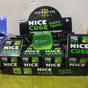 Jouet Squishy Needoh Schylling Energy Drink Collab Ice Cube, Squishy translucide en maltose à rebond lent, jouet anti-stress - Product Image 6