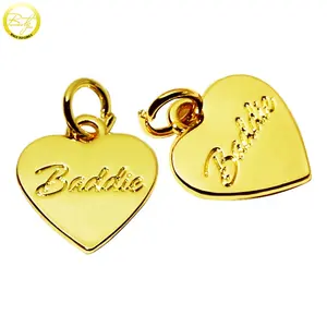 Doux coeur logo bijoux accessoire personnalisé gravé nom boucle d'oreille or accrocher pendentif à breloque logos pour collier