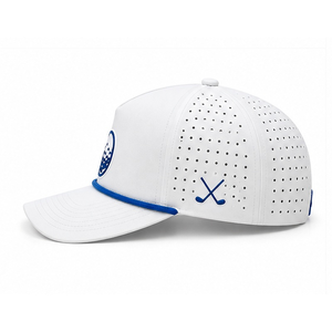 Gorras de Béisbol Blancas Transpirables e Impermeables Personalizadas con Logotipo Bordado en Parche Tejido, Orificios Cortados con Láser y Cuerda, Gorras de Golf - Product Image 5