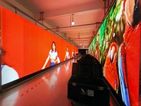 Mur vidéo LED intérieur couleur pleine UHD P1.2 P1.5 P1.6 P1.8 P2.5 P3 P4 P5 Grand écran pour événements