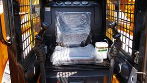 รถตักล้อยาง TOSH Track <span class=keywords><strong>Skid</strong></span> Steer <span class=keywords><strong>Loader</strong></span> รุ่น <span class=keywords><strong>Jc60</strong></span> ขนาด 1 ตัน - Product Image 6