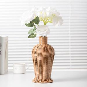 <span class=keywords><strong>Vase</strong></span> à fleurs en <span class=keywords><strong>rotin</strong></span> plastique tressé à la main, support floral décoratif de table <span class=keywords><strong>pour</strong></span> fleurs séchées et artificielles, décoration <span class=keywords><strong>pour</strong></span> la maison, les mariages et les fêtes - Product Image 1