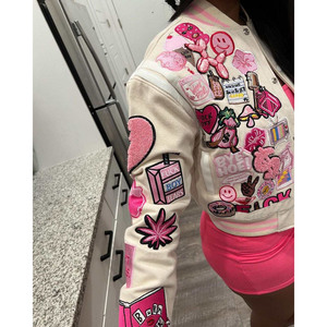 Chaqueta Universitaria Personalizada Con Grafiti De Calavera