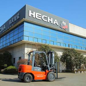 Carretilla elevadora diésel de 3 toneladas a la venta | Carretilla elevadora de manipulación de papel 4x4 con motor diésel para trabajo pesado - Product Image 6