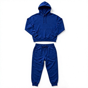 Conjunto Deportivo Unisex de Invierno, Sudadera con Capucha Gruesa y Pantalones Deportivos, Corte Regular, Logotipo Frontal - Product Image 1
