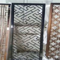 Écran en métal chromé en laiton au design moderne Diviseur de cloison de salon en acier inoxydable 304