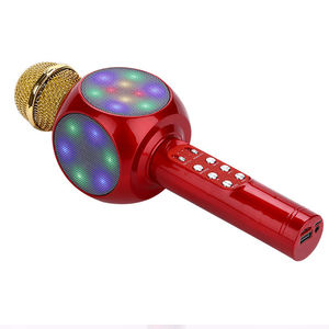 Microphone de karaoké sans fil d'anniversaire de Noël Machine de haut-parleur de karaoké portable avec lumières LED contrôlables - Product Image 2