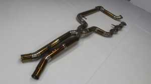 Tubo <span class=keywords><strong>de</strong></span> Escape Intermedio <span class=keywords><strong>de</strong></span> Aleación <span class=keywords><strong>de</strong></span> Titanio S55B <span class=keywords><strong>de</strong></span> Igual Longitud para BMW M3 M4 F80 F82 F83 3.0T 2014-2019 con Sonido Agradable - Product Image 2