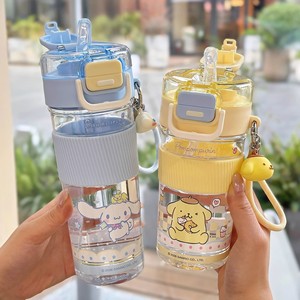 Gobelet en plastique Sanrio Kuromi, bouteille à paille Tritan 500 ml, bouteille d'eau portable pour enfants pour l'extérieur - Product Image 4
