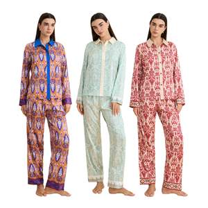 Ensemble de pyjama long en satin et mousseline respirant et thermique, grande taille, pour festivals culturels et vacances - Product Image 1