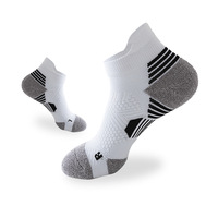Chaussettes de sport professionnelles Chaussettes de course épaissies pour hommes Chaussettes de cheville de badminton