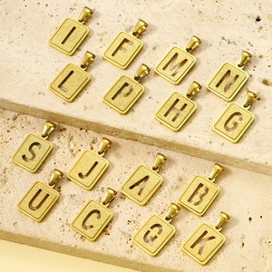 Europeo americano 18K chapado en oro 26 letras inglesas DIY colgante collar Bohemia joyería de acero inoxidable para mujeres para fiestas - Product Image 2