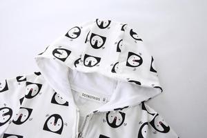 Veste imprimée pour enfants garçons et filles, vêtements d'extérieur à capuche avec fermeture éclair, manches longues, à la mode, pour bébés garçons et filles, vestes chaudes à motifs de dessins animés, 2019 - Product Image 3
