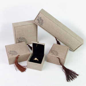 <span class=keywords><strong>Caja</strong></span> de joyería elegante de lujo de China, anillo cuadrado de kung-<span class=keywords><strong>fu</strong></span>, joyería exquisita, bolso Webest, nuevo estilo, <span class=keywords><strong>caja</strong></span> de joyería personalizada - Product Image 4