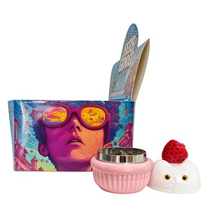 <b>Herb</b> <b>Grinder</b> Strawberry Shape Plastic Magnetic Lid Sharp Teeth Large Capacity Compact Portable Colorful Design - Product Image 6