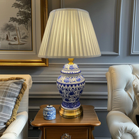 Bijouterie Top Élément Chinois Art Décoratif Bleu Et Blanc Porcelaine Base En Fer Tissu Abat-Jour Lampe De Table