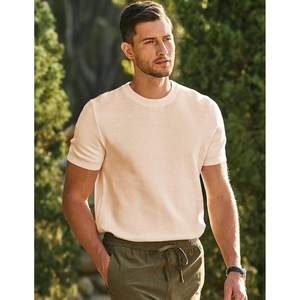 เสื้อยืดถักลายรังผึ้งสีทึบสำหรับผู้ชายเสื้อคอตตอนคอกลม220ก. แบบกำหนดเองได้เสื้อแขนสั้นพิมพ์โลโก้ - Product Image 4