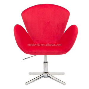 Cómodo Sillón tapizado con respaldo curvo, sillón giratorio de terciopelo con flores rojas - Product Image 1