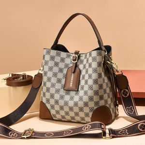 Bolso de cubo informal de lujo Bolso de moda para mujer Venta de fábrica Nuevo bolso cruzado femenino de un solo hombro - Product Image 3