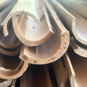 Palos de bambú al por mayor de fábrica OEM de Vietnam, postes de división fuertes naturales para herramientas de entrenamiento de artes marciales, jardinería y manualidades - Product Image 1