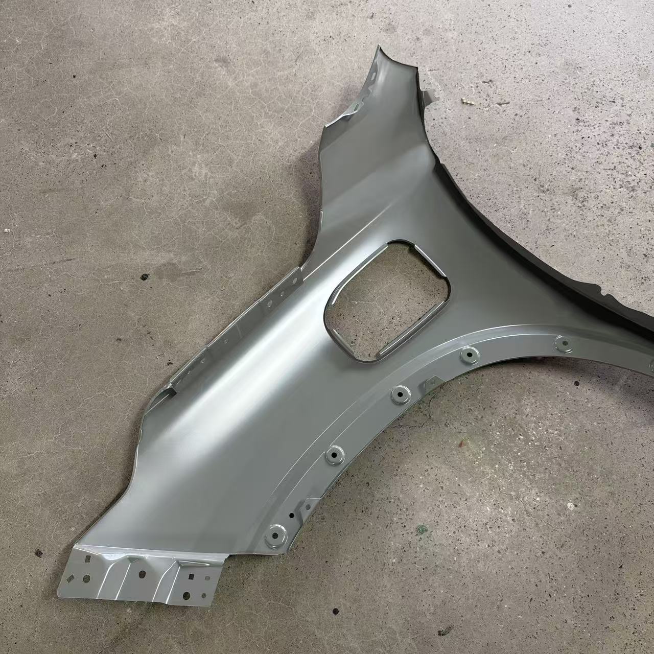 SAIC MAXUS ORIGINAL Auto Body Parts Front Fender for Maxus D60 MIFA6 C00357457-4100 Auto Parts Image 5