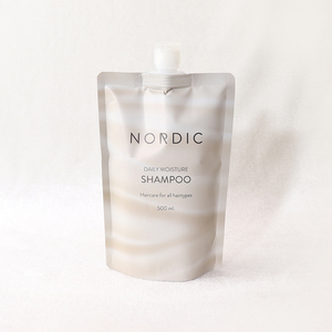 Sachet Doypack personnalisé style nordique, finition mate, rechargeable, avec bec verseur et bouchon refermable, pour emballage de shampoing et soins capillaires hydratants quotidiens - Product Image 1