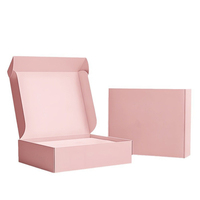 Maßgefertigte Rosa Farbige Anpassbare Größe Recycelbare Wellpappe-Versandbox Matt Laminiert Schaumstoffauskleidung Magnetverschluss für Schuhe