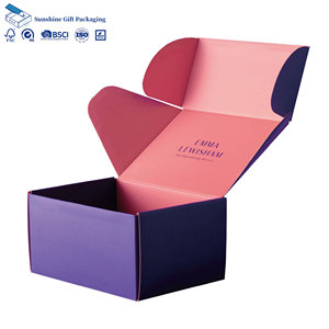 Boîte d'expédition en carton ondulé violet lavande avec insert cosmétique imprimé sur mesure et logo personnalisé pour produits de beauté - Product Image 1