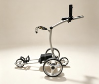Chariot de golf électrique et télécommandé avec mécanisme de pliage rapide pour un transport pratique lors des voyages de golf