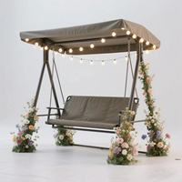 Balançoire d'extérieur moderne 3 places à baldaquin avec coussin épais Meubles de patio de jardin et de plage Vente en gros Hamac en métal pour salle de sport à domicile