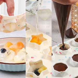 Vente flash : Moules à glaçons en silicone en forme d'étoile pour whisky et cocktails, moule à gelée et crayons facile à démouler - Product Image 3