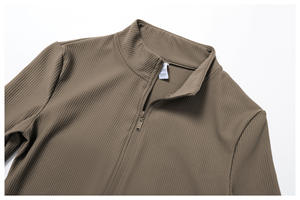 Vêtements de sport personnalisés pour la course à pied, veste de sport chaude, coupe ajustée, coupe-vent, à fermeture éclair, manches longues, pour femmes - Product Image 6