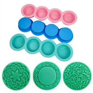 INTODIY personnalisé 4 trous fleur ronde sculptée bricolage gâteau Baker poêle <span class=keywords><strong>Moule</strong></span> Savon <span class=keywords><strong>Silicone</strong></span> <span class=keywords><strong>Moule</strong></span> pour Savon bougie fabrication - Product Image 3