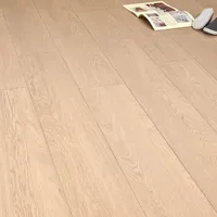 Clase 33 32 Tecnología alemana Alto brillo 100% Impermeable HDF Parquet en relieve Madera Spc PVC Baldosas Pisos laminados