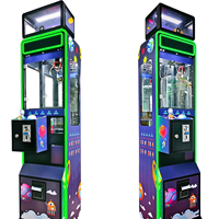 Distributeurs automatiques commerciaux verticaux minces avec LED verte, en verre trempé, à monnayeur, sans fil, mini, pour plusieurs joueurs, pour intérieur