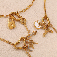 Pendentif en acier inoxydable plaqué or PVD 18K avec breloques clé, verrou, plume, flèche, lune et zircon pour la création de bracelets, colliers et sacs DIY