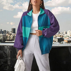 Chaqueta Bomber Deportiva con Estampado de Primavera y Parches, Chaqueta Varsity Ligera con Cierre de Cremallera Personalizada para Mujer, Venta al Por Mayor - Product Image 3