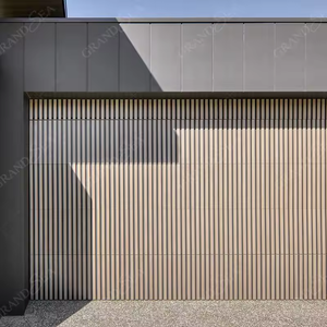 <span class=keywords><strong>Porte</strong></span> <span class=keywords><strong>de</strong></span> <span class=keywords><strong>garage</strong></span> <span class=keywords><strong>sectionnelle</strong></span> <span class=keywords><strong>motorisée</strong></span> en aluminium texturé bois moderne 16x7, facile à installer - Product Image 3