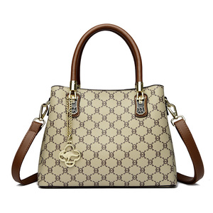 Sac seau de luxe pour femme en cuir léger et imperméable, bandoulière, ceinture, fermeture éclair, chaînes, grande capacité, portefeuille - Product Image 6