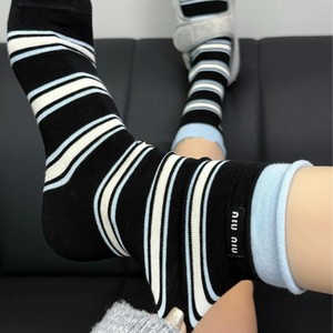 Calcetines Niu Niu a Rayas, Medios, para Mujer, Transpirables, Absorbentes de Sudor, Resistentes al Olor, Estilo Juvenil - Product Image 2